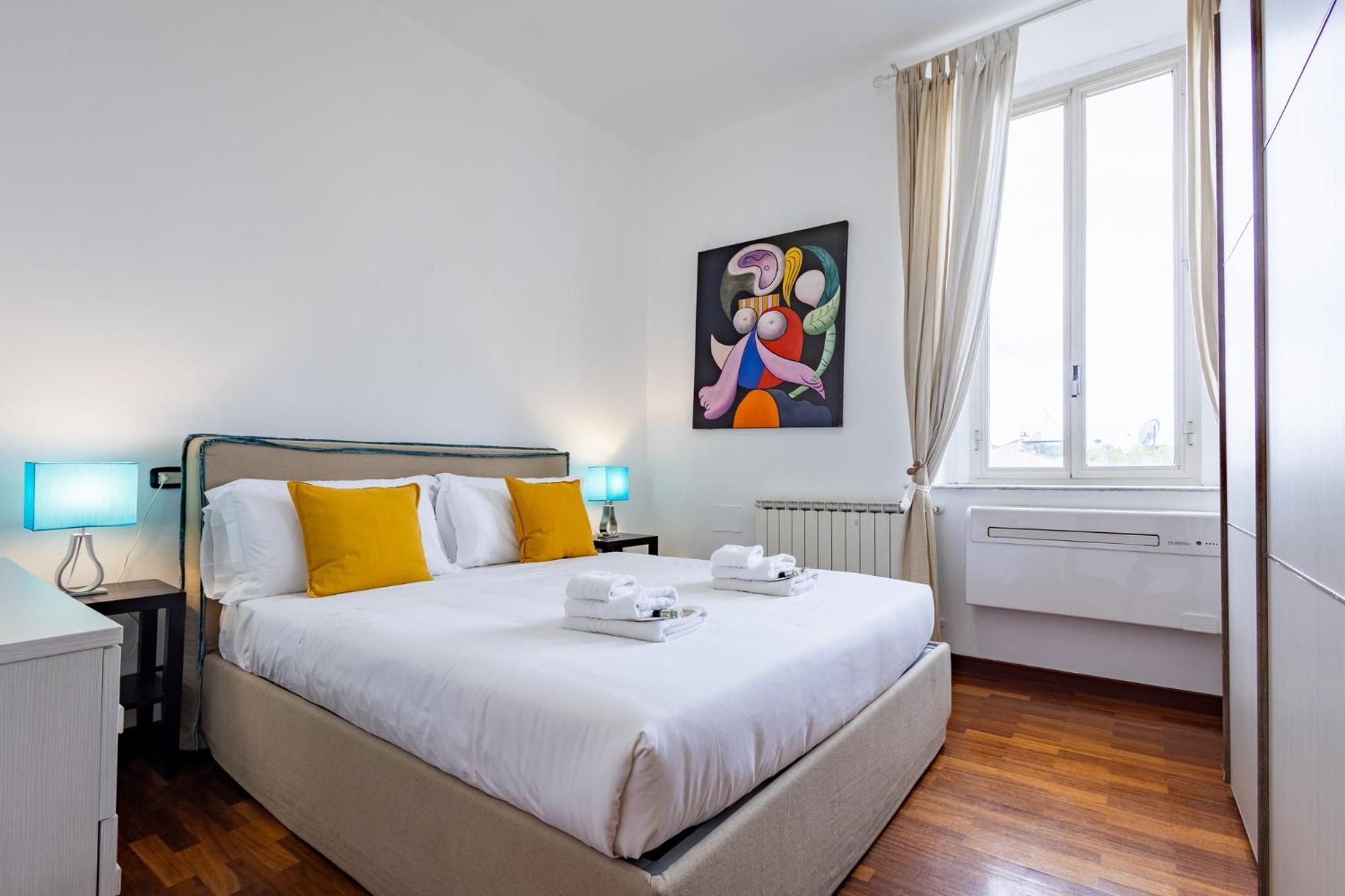 Iflat Spanish Steps Elegant & Spacious Appartement