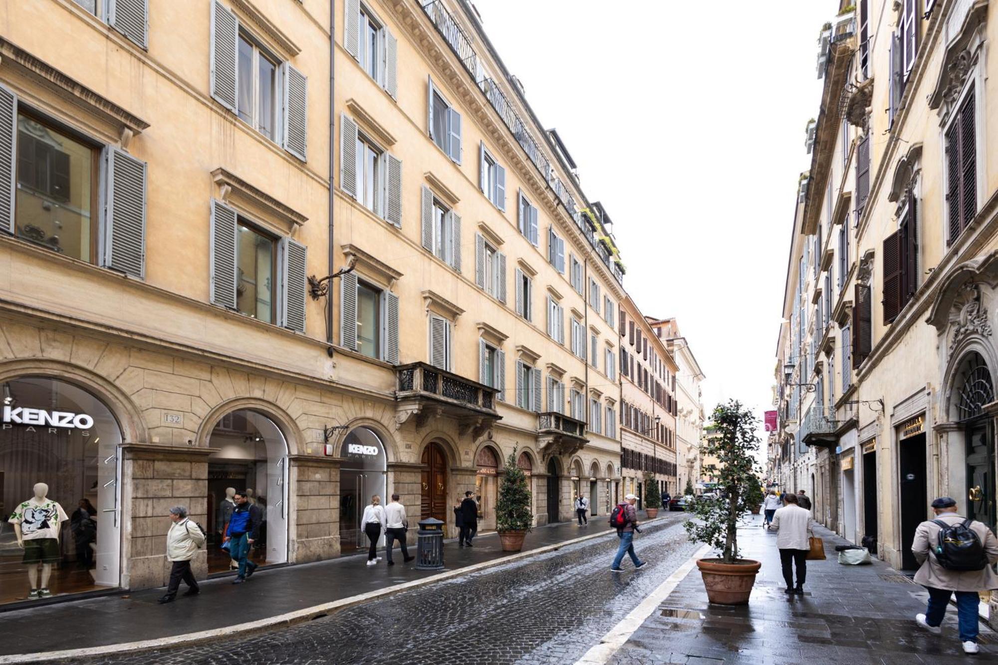 Appartement Iflat Spanish Steps Elegant & Spacious